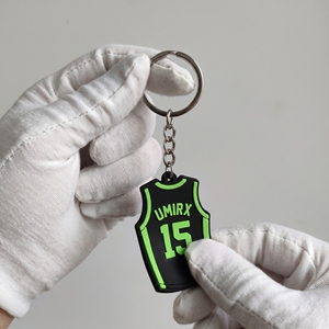 Llavero de Jersey de Baloncesto Personalizado, Mini Jersey de PVC, Llavero Impreso en 3D, Nombre y Número Personalizados, Regalo para Equipo, Colgante para Bolsa, Unisex - Product Image 3
