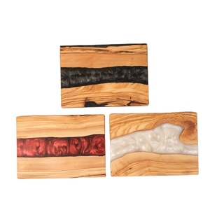 Tabla de cortar de epoxi de madera hecha a mano Formas y colores personalizables para cocina, comedor y charcutería oceánica - Product Image 1