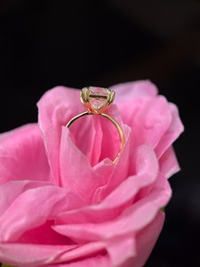 Bague en or blanc élégante de qualité supérieure avec diamants certifiés IGI, diamants taille radiant en rhodium, pour usage quotidien, cadeau de mariage de luxe, spécial - Product Image 2