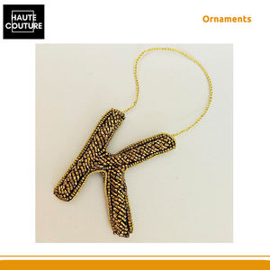 Adornos Festivos Colgantes con Cuentas en Forma de Letra K Bordadas a Mano, Disponibles Ampliamente, Decorados por Ambos Lados, para Decoración del Hogar - Product Image 3