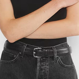 Shorts de Mezclilla de Alto Rendimiento para Mujer, Tela Ligera y Duradera, Textura Suave, Estructura Transpirable, Diseño con Presillas Ajustables - Product Image 2