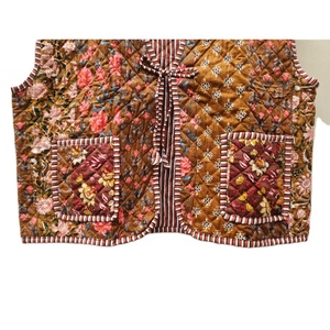 Veste en coton faite à la main à rayures imprimées bohèmes manches Burfi matelassées légères et confortables vêtements d'été vintage en lin durable - Product Image 5