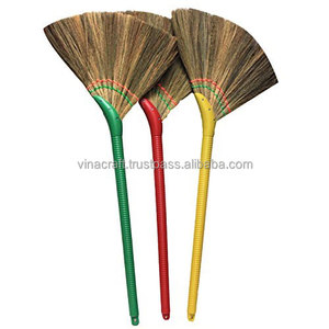 Balai en bambou naturel d'intérieur du Vietnam, Hanoï, avec manche, pour dépoussiérer et balayer les sols - Product Image 5