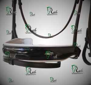 Cuerda de Cristal con Pedrería de Lujo, Halter de Cuero Negro Acolchado Suave y Duradero, Equipo Ecuestre Profesional para Doma y Salto - Product Image 2