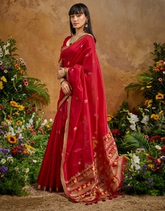 KV Women's Cotton Blend <b>Red</b> Woven Designer <b>Saree</b> With Unstitched Blouse - Product Image 5