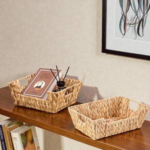 ISLA Paquete de 2 Cestas Rectangulares Abiertas de Jacinto para Almacenamiento en Despensa, Organizadores Tejidos con Asas Recortadas para Estantes del Hogar y Exhibición Minorista OEM - Product Image 1