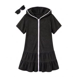 Robe de bain à capuche pour filles 100% polyester séchage rapide mini mignonne sans manches avec fermeture éclair sur le devant et ourlet à volants pour la plage et la piscine, étiquette personnalisée - Product Image 1