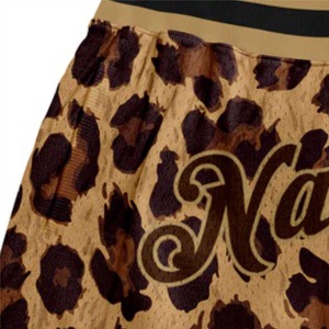 Pantalones Cortos de Malla B2B al por Mayor con Diseño de Dobladillo Dividido para Movilidad en Sentadillas, Color Personalizado, Precio de Fábrica - Product Image 5