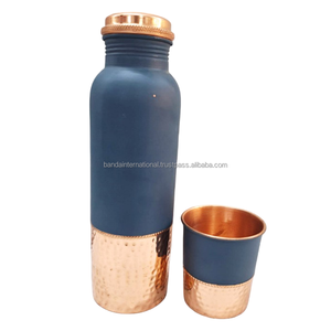 Botella de cobre martillada multicolor con acabado pulido, hecha a mano en India, con beneficios para la salud, botella de cobre para beber agua. - Product Image 5