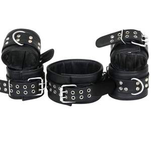 Ensemble de bondage personnalisable en cuir de vachette de qualité supérieure avec menottes réglables et anneau en D, couleur personnalisable - Product Image 1