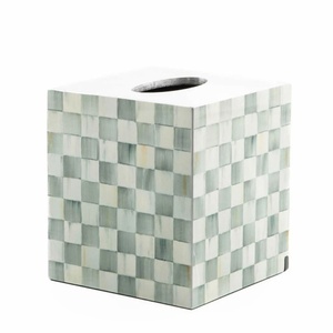 Porte-mouchoirs en résine moderne fait main avec un design géométrique, écologique et durable pour la maison, le bureau, l'hôtel - Product Image 3