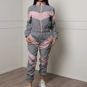 Ensemble de survêtement gris et rose pour femme, avec blocs de couleur, manches longues, fermeture éclair, style sportif décontracté, léger, séchage rapide, coupe régulière - Product Image 4