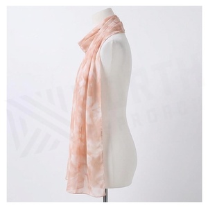 Pañuelo Largo de Seda para Mujer, Diseño Tie Dye, Accesorio de Moda Elegante para Todas las Temporadas, Agradable al Tacto, 100% Seda - Product Image 3