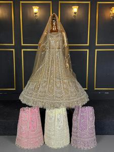 ริวาอัยต ฮาส นำเสนอชุดเจ้าสาวเลเฮนกาโชลีจากดีไซเนอร์ - Product Image 2