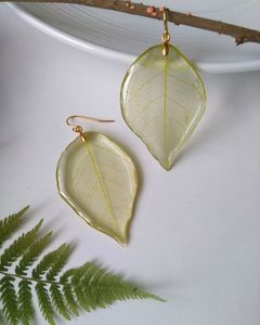 Pendientes de Resina Clásicos Hechos a Mano para Mujer, con Forma Personalizada, para Fiestas y Eventos - Product Image 6