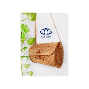 BOLSO DE RATÁN ECOLÓGICO Y DURADERO MODELO LOTO AZUL DE KRISTEN CON DECORACIÓN DE PERLAS, MUY VENDIDO |   Bolso de Viaje Tejido a Mano Natural para Mujer - Product Image 1