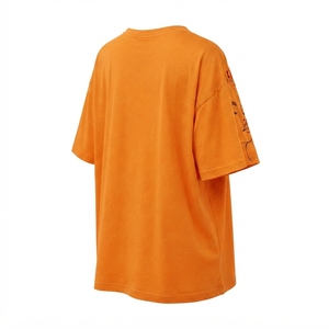 เสื้อยืดโอเวอร์ไซส์แฟชั่นผู้หญิง คอลเลคชั่นสตรีทสไตล์ลำลองขายดี พร้อมบริการผลิตแบบ OEM รับทำโลโก้ส่วนตัว - Product Image 3