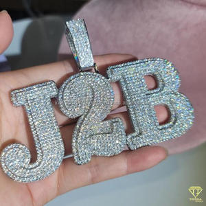 Collar con Colgante de Diamante Moissanite Iced Out '45', Joyería de Lujo, Colección Hip Hop - Product Image 4