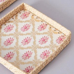 Plateau de service carré moderne en bois écologique de qualité supérieure, couleur personnalisée, logo, fait main, motif floral, sans danger pour les aliments - Product Image 1