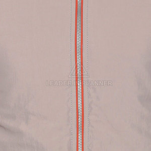 เสื้อแจ็คเก็ตบอมเบอร์ฤดูหนาวปี 2026 ผลิตจากโพลีเอสเตอร์ 100% สำหรับผู้ชาย สวมใส่สบายๆ ทรงโอเวอร์ไซส์ มีจำหน่ายแล้ว - Product Image 6