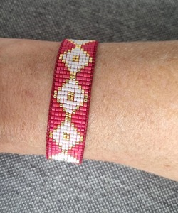 Bracelet perlé de qualité supérieure, robuste, couleur unie, personnalisable en usine - Product Image 5