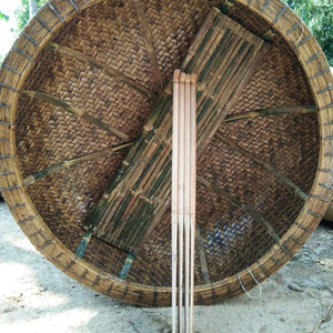 Bote Coracle Vietnamita de 2m Hecho a Mano, Tejido en Bambú con Revestimiento de Fibra de Vidrio, para Pesca y Transporte, con Banco y Remos - Product Image 1