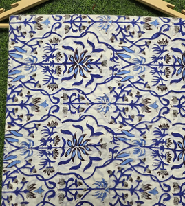Tissu en coton tricoté 100 % à imprimé floral bleu, tissé à la main en Inde, léger, respirant, écologique, 44 yards, pour textiles de maison et cadeaux - Product Image 3