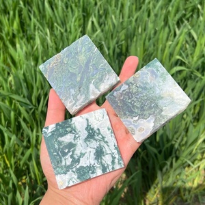 Tranche irrégulière d'agate mousse à motifs floraux, surface lisse et polie, gravée au laser, pour la décoration et la collection du Jour de la Terre - Product Image 2