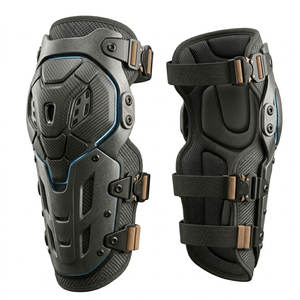 Protection de coude de vélo élégante, légère, de haute qualité et respirante pour les trajets quotidiens et l'utilisation en extérieur - Product Image 1