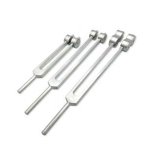 Diapason chirurgical de qualité supérieure pour usage hospitalier et clinique – Diapason durable en acier inoxydable pour examen médical - Product Image 1