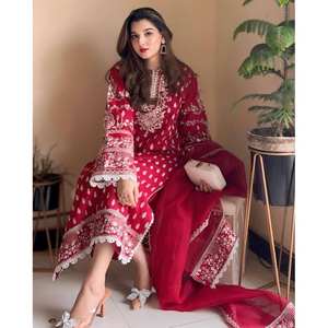 Conjunto de Salwar Kameez de Algodón con Bordado de Hilo para un Look Festivo - Product Image 2