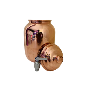 Dispensador de agua de cobre con diseño de mármol azul y tapa de cobre sobre soporte metálico con dos tazas a juego. Dispensador de agua de cobre. - Product Image 5