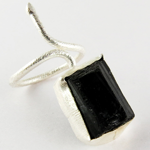 Anillos de Plata de Ley 925 con Ónix Negro de Diseño Exclusivo Shri Ashapura Jewels, Joyería Bohemia con Engaste de Bisel Cristiano - Product Image 3
