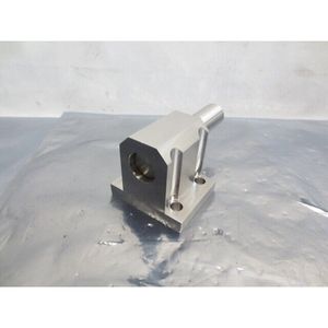 AMAT 0040-18234 SHAFT BLOCK MW BRACKET ULTIMA - อุปกรณ์และอะไหล่เซมิคอนดักเตอร์ระดับโลกที่เชื่อถือได้ - Product Image 1