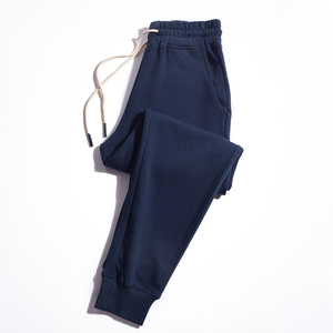 Pantalones Deportivos ComfortWeave, Pantalones de Felpa Gruesa con Cordón Ajustable - Product Image 4