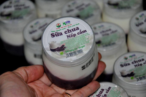 SAM LAN, Fabricante Vietnamita, Revestimiento de Sellado por Inducción de Calor de Aluminio con Certificación ISO para Botellas Farmacéuticas de 0.22-0.28 mm - Product Image 4