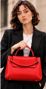 Sac à main élégant en cuir véritable de qualité supérieure pour femme, sac à bandoulière élégant pour tous les jours, grande capacité, bouton, OEM ODM - Product Image 4