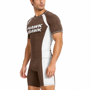 Maillot de bain de compression à manches courtes pour homme, séchage rapide, tissu extensible de qualité supérieure, coupe confortable - Product Image 3