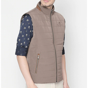 Chaleco acolchado de invierno para hombre, sin mangas, térmico, con tela resistente al agua y cierre de cremallera duradero. - Product Image 5