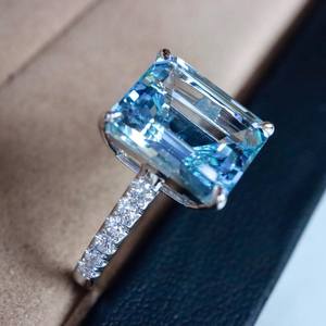 แหวนอะความารีนซานตามาเรียธรรมชาติทรงสวยหรู งานแฮนด์เมดสั่งทำพิเศษ เครื่องประดับชั้นดี ของขวัญสำหรับงานหมั้นและงานแต่งงานสำหรับผู้หญิง - Product Image 5