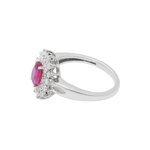 Vente en gros de bague en or blanc massif 18 carats avec rubis ovale naturel et double halo de diamants, Memoria Jewels - Product Image 4