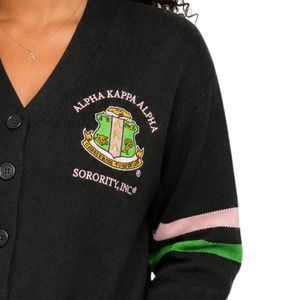 เสื้อคาร์ดิแกนสีดำแบบ Varsity สำหรับผู้หญิง ติดกระดุมด้านหน้า ถักนิตติ้ง แฟชั่นเสื้อแจ็คเก็ตตัวอักษร สไตล์ลำลองแบบ Preppy เสื้อคลุมตัวนอก ขายส่ง - Product Image 3
