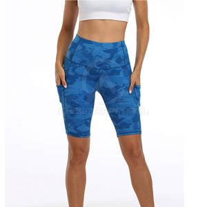 Ropa elegante para un estilo de vida activo, pantalones cortos de ciclista diseñados para uso diario y movimiento sin restricciones. - Product Image 4