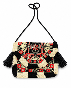 Bolso de Hombro de Lujo Hecho a Mano con Flecos Tribales, Bolso Cruzado Bohemio Étnico Bordado, Cartera de Diseñador para Festivales con Cremallera Duradera - Product Image 1