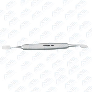 Pousse-cuticules professionnel en acier inoxydable argenté, à lame carrée et coudée, écologique, avec logo personnalisé et couleur sur mesure haut de gamme - Product Image 5