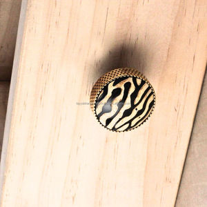 Perilla Decorativa para Muebles, Perilla de Gabinete con Diseño de Cuerno, al Precio Más Bajo Directo de Fábrica - Product Image 1