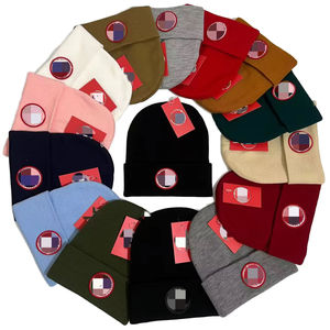 Gorro de Punto Personalizado, Estilo Europeo Americano, Moderno y Sencillo, Mezcla de Lana, con Patrón de Letras, Casual, Unisex, para Exteriores, Cálido, con Impresión Digital - Product Image 1