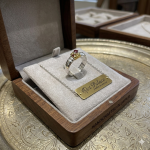 Anillo de Piedra Granate Art Palace, Chapado en Oro, Acero Inoxidable, Anillo Clásico de Compromiso Unisex con Piedra Preciosa, Piedra de Nacimiento de Enero - Product Image 1