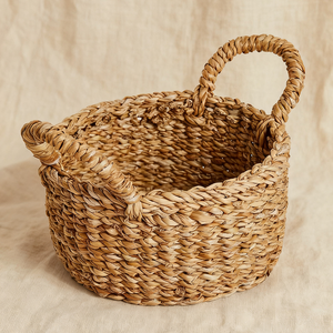 Cesta Tejida de Pasto Marino Natural de Primera Calidad con Asas Resistentes para Organización del Hogar, Almacenamiento de Alimentos en la Cocina y Uso Multipropósito - Product Image 1