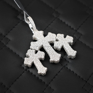 Colgante de Plata de Ley 925 Chapado en Oro y Plata con Moissanita Brillante Estilo Hip Hop para Mujer u Hombre, Ideal para Fiestas y Eventos - Product Image 3